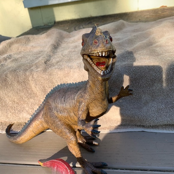 11 Dino set - Picture 2 of 6